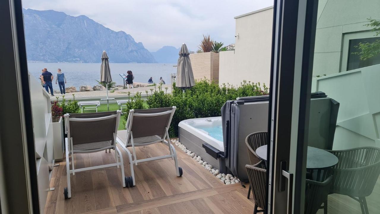 Hotel Castello Lake Front Malcesine Bagian luar foto