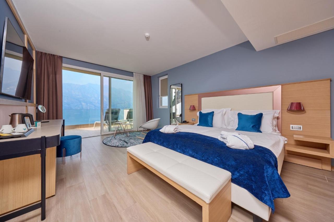 Hotel Castello Lake Front Malcesine Bagian luar foto