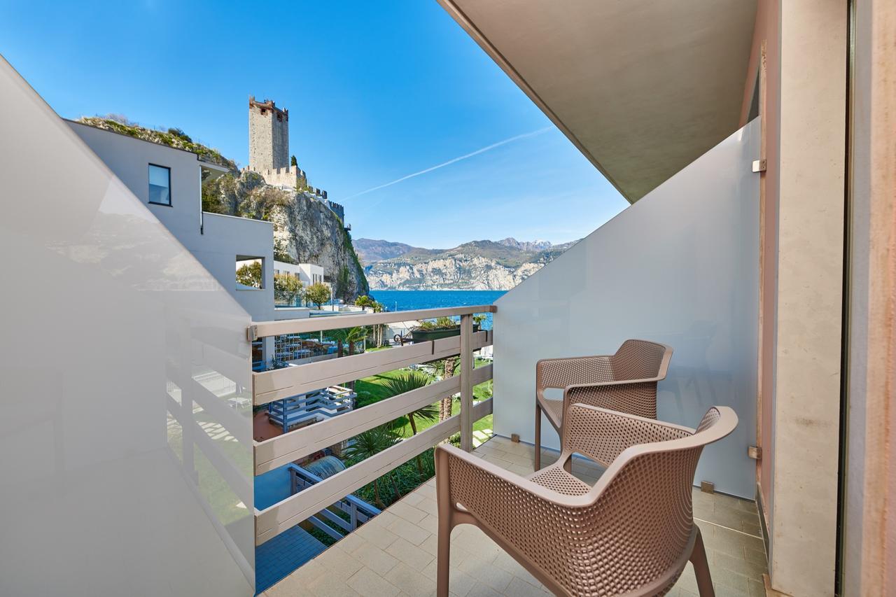 Hotel Castello Lake Front Malcesine Bagian luar foto