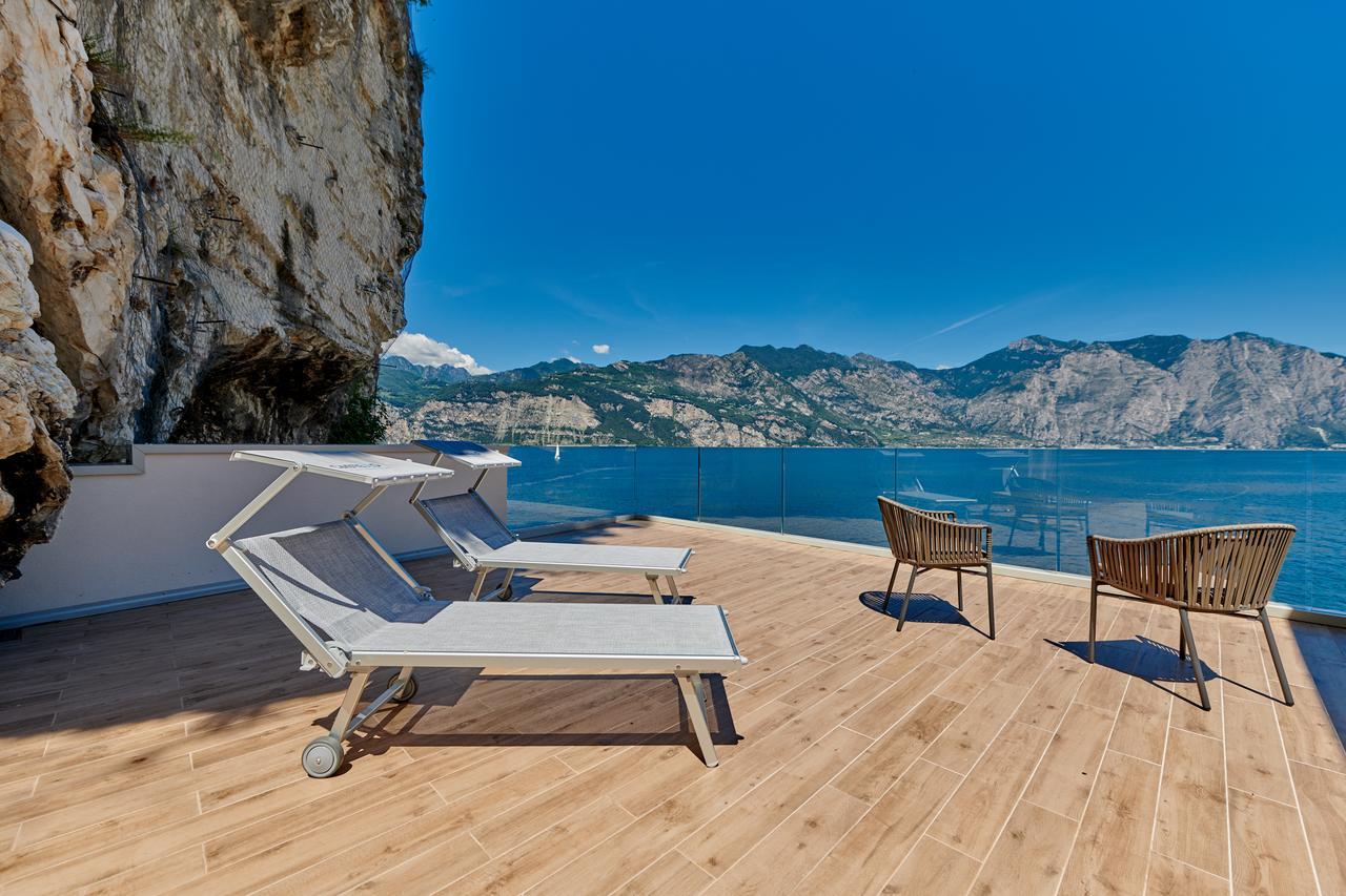 Hotel Castello Lake Front Malcesine Bagian luar foto