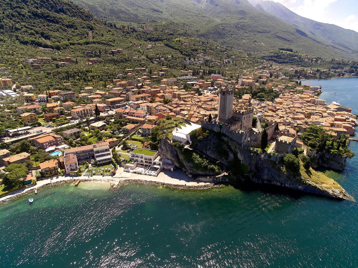 Hotel Castello Lake Front Malcesine Bagian luar foto